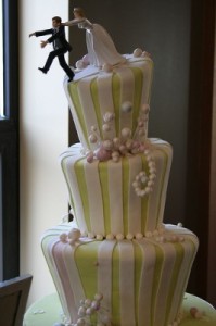 weird-wedding-cakes04